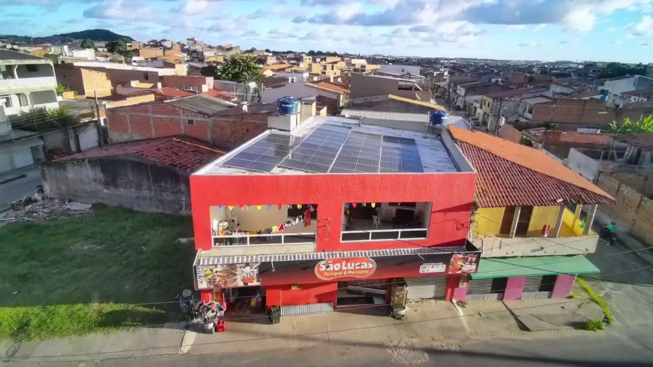 Mercadinho e Açougue São Lucas com energia solar – Santos Dumont, Aracaju – SE